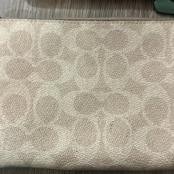 Coach Wristlet with pink Leather & Classic Coach Pattern - Picture 3 of 6